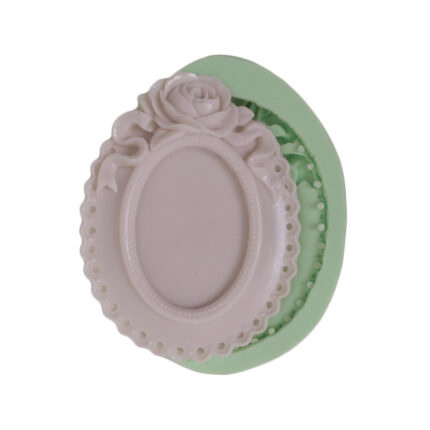 Güllü delikli orta boy çerçeve silikon kalıp