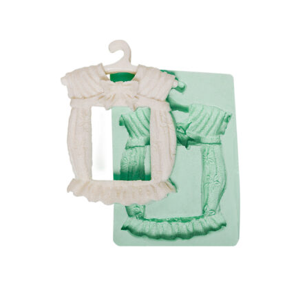 Askılı kız çocuk elbisesi çerçeve silikon kalıbı: Bebek odası süsü yapımı için ideal. RTV2 silikon kalıp.