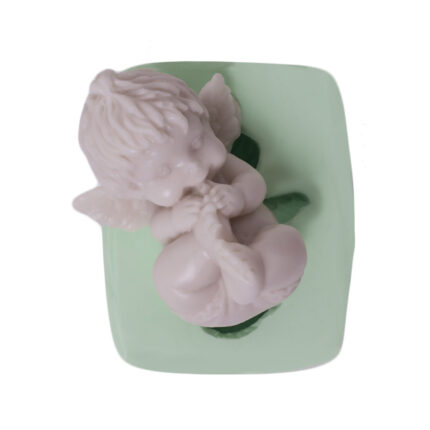 Ayağını tutan melek bebek silikon kalıp modeli, dini dekorasyon için ideal. Sevimli melek figürü silikon kalıbı.