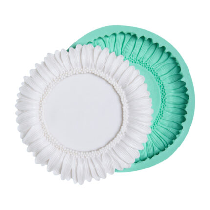 Ayçiçeği çerçeve desenli silikon kalıbı: Sarı çiçek dekoratif çerçeve yapımı için ideal.