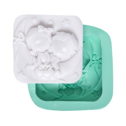 Ayda oturan çocuklar silikon kalıbı. Çocuk odası dekorasyonu, mum, sabun, alçı ve epoksi yapımı için ideal.