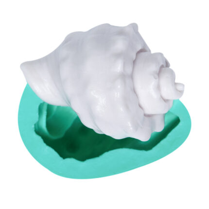 Büyük istiridye silikon kalıbı ve kalıptan çıkarılmış deniz kabuğu objesi. Deniz temalı sabun veya dekoratif obje yapımı için ideal.