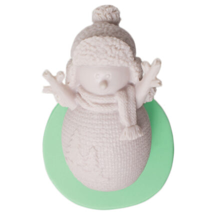 Büyük kardan adam silikon kalıp ile yapılmış yılbaşı figürü. 3D kardan adam heykeli.