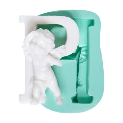 Büyük melekli harf P silikon kalıbı ve kalıptan çıkmış P harfi şeklinde melekli obje.