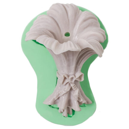 Çiçek buketi duvar saksısı silikon kalıp. Çiçek temalı duvar süsü için ideal. Saksı figürü silikon kalıbı.