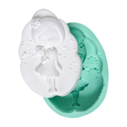 Çiçekli şirin kız silikon kalıp ve alçıdan yapılmış figür. Bebek temalı mum ve dekorasyon için ideal.