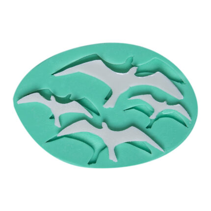 Kurdelya Naturel çoklu kuş figürlü silikon kalıp. Bahçe kuşları figür koleksiyonu için ideal.