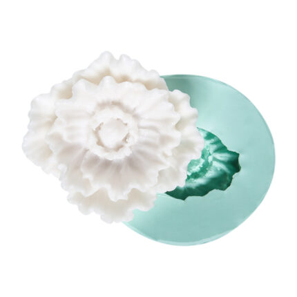 Çuha çiçeği biblo yapımı için silikon kalıbı ve döküm örneği. Botanik temalı dekorasyon için ideal.