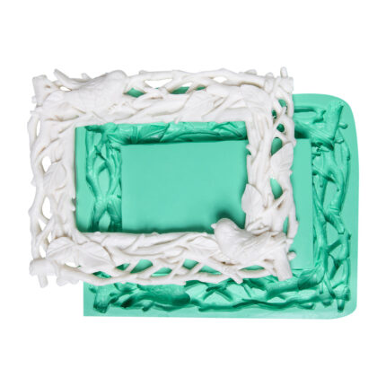 Kuşlu ağaç dalı kalıbı: İki kuşlu çerçeve desenli silikon döküm kalıbı, kuş ve ağaç temalı süsleme için.