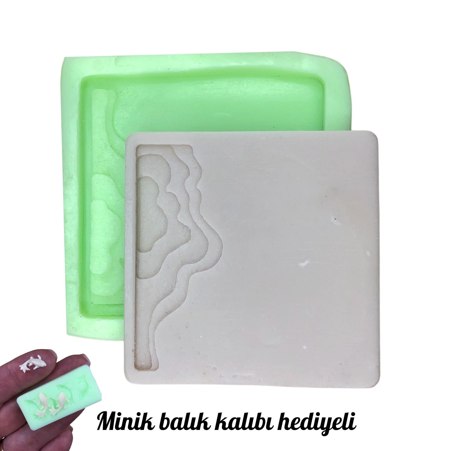 derinlesen-su-bardak-altligi-2-seklinde-silikon-epoksi-recine-kalibi-kk-2220.jpg Derinleşen su bardak altlığı silikon kalıp modeli ve minik balık kalıbı hediyesi.