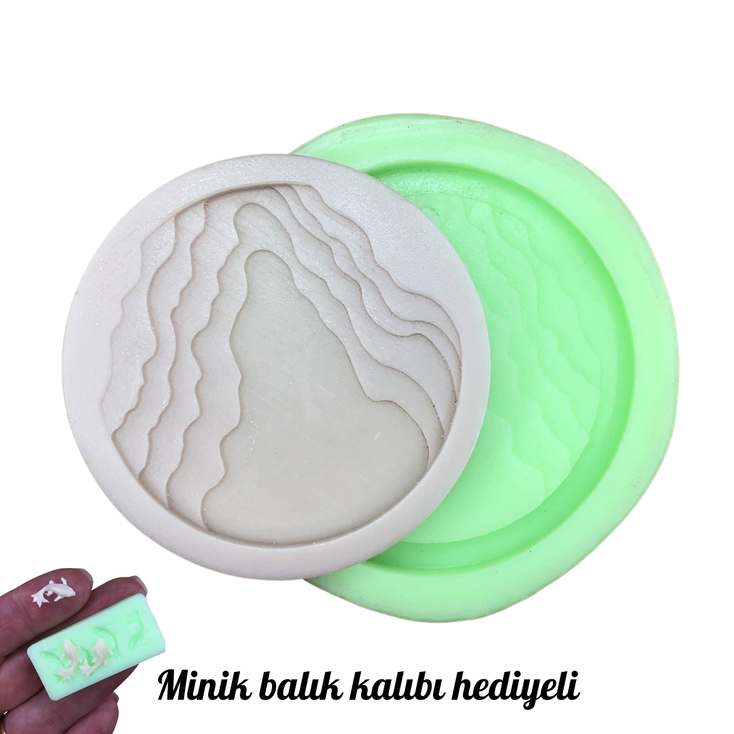 derinlesen-su-bardak-altligi-4-seklinde-silikon-polyester-kalibi-kk-2222.jpg Derinleşen su bardak altlığı silikon kalıp modeli ve minik balık kalıbı hediyesi.