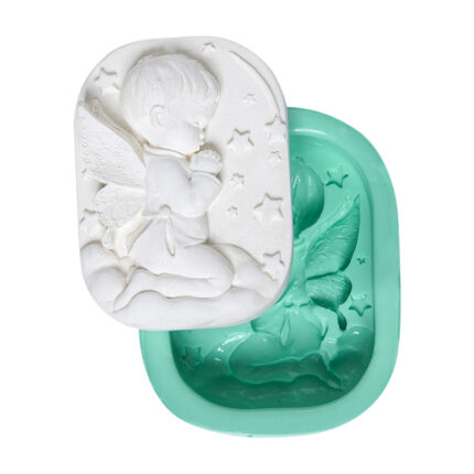 Dua eden erkek çocuk silikon kalıbı ve alçıdan yapılmış örneği. Kurdelya model, dini temalı el işi için ideal.