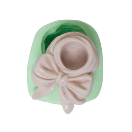 Kurdela fiyonklu mumluk silikon kalıbı. Şık mumluk yapımı için ideal kalıp.