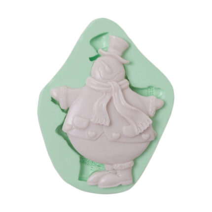 Fötür şapkalı kardan adam silikon kalıp, kış temalı yılbaşı dekorasyonu için ideal. KK-1918 modeli.