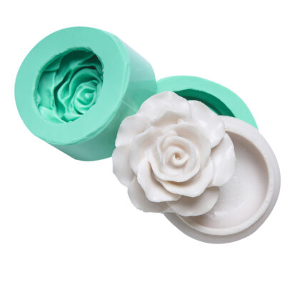 Gül motifli reçine aksesuar kutusu silikon kalıbı ve bitmiş beyaz reçine kutu. Romantik kokulu taş biblo yapımı için.