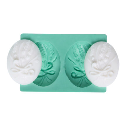 Çift lavanta demeti figürlü silikon kalıp ve dökümden elde edilmiş lavanta bibloları.