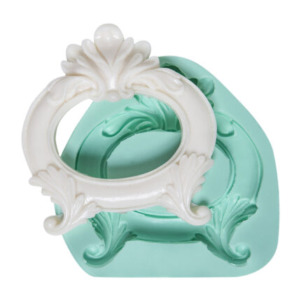 Oval şekilli dantel işlemeli çerçeve kalıbı: Vintage tarz çerçeve yapımı için silikon kalıp.