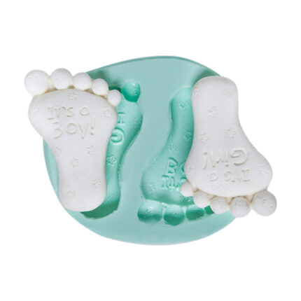 “It's a Girl-Boy” ayak izli silikon kalıbı. Bebek temalı mum, alçı, epoksi, sabun yapımı için ideal. Online satış.