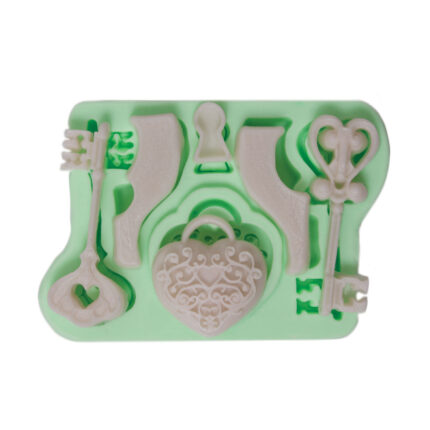 Kurdelya Romantik Kalbimin Anahtarı silikon kalıp: kalp figürü, anahtar ve aşk temalı kalıp.