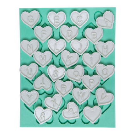 Kalp harf silikon kalıbı: Sevgililer günü süsü için romantik harfler. Kişiye özel hediye yapımı için ideal.