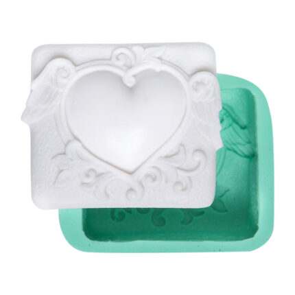 Kanat süslemeli kalp biblo yapımı için silikon kalıp. Aşk kanatlı sabun kalıbı, kalp figürü kanatlı kalıbı.