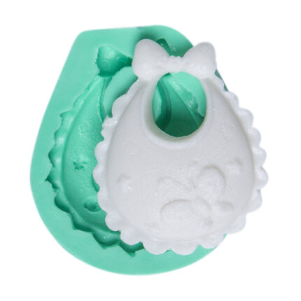 Kelebekli bebek önlüğü silikon kalıbı, bebek eşyası süsü yapımı için ideal. RTV2 silikon kalıp.