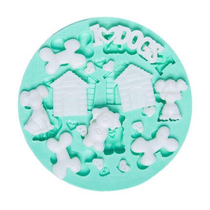 Köpek temalı silikon kalıbı: köpek evi, kemik, köpek figürleri ve "I LOVE DOGS" yazısı içeren döküm kalıbı.