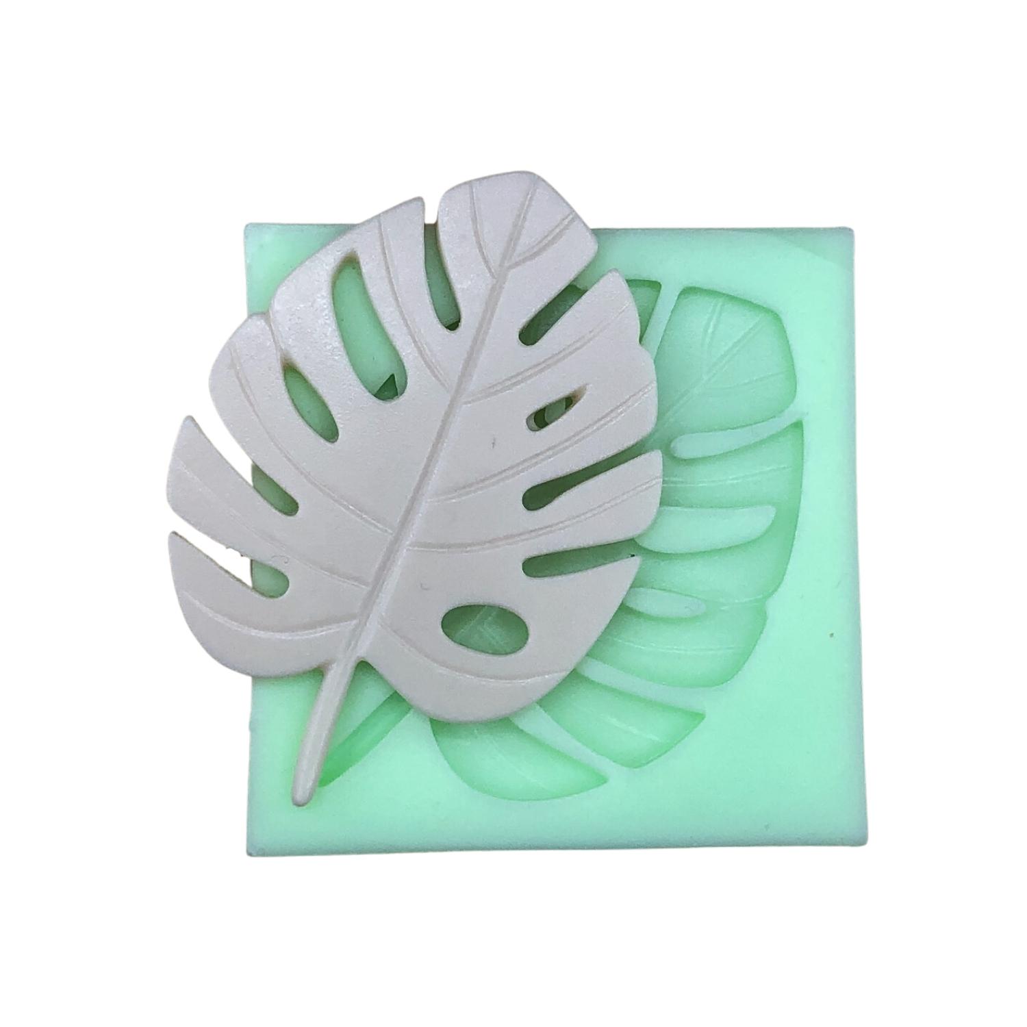 kucuk-deve-tabani-yapragi-seklinde-silikon-alci-kalibi-kk-2215.jpg Küçük deve tabanı yaprağı silikon kalıp. Yaprak figürü silikon kalıp ile yapılmış obje.