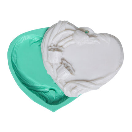 Lale motifli reçine süs kalıbı: Çiçekli aşk kalbi dekoratif süs için silikon kalıp.