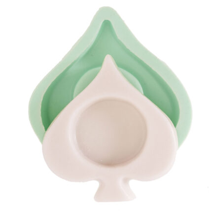 Maça tealight mumluk silikon kalıp modeli. Oyun kağıdı temalı, dekoratif mumluk yapımı için ideal.