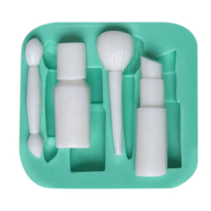 Kurdelya silikon makyaj kalıbı: makyaj fırçası, şişe, aplikatör. Kadın makyaj seti koleksiyonu için ideal.