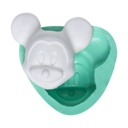 Micky Mouse silikon kalıp: Disney temalı mum, sabun veya takı yapımı için ideal.