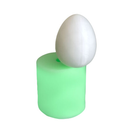 Model-1 büyük düz yumurta silikon kalıp ve kalıptan çıkmış yumurta figürü. Paskalya süsü için ideal.