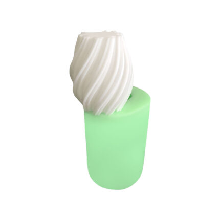 Model-1 geometrik desenli mum silikon kalıp ve mum örneği. 3D geometrik mum silikon kalıp ile üretilmiş dekoratif mum.