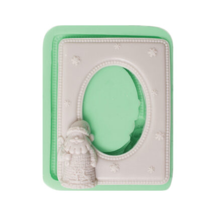 Noel babalı yılbaşı çerçevesi silikon kalıp: Yılbaşı dekoru için 3D noel baba figürlü çerçeve kalıbı.