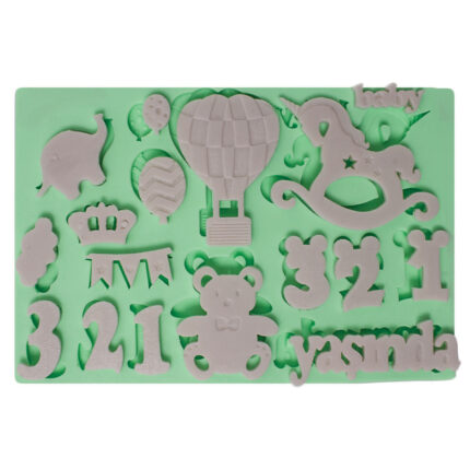 Panoluk tabanlık için rakam ve karışık çocuk objeleri silikon kalıp: fil, balon, taç, ayı, unicorn, 321 yaşında yazısı.