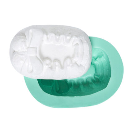 Ponponlu patik silikon kalıbı: Bebek patiği mum, sabun, alçı yapımı için ideal.