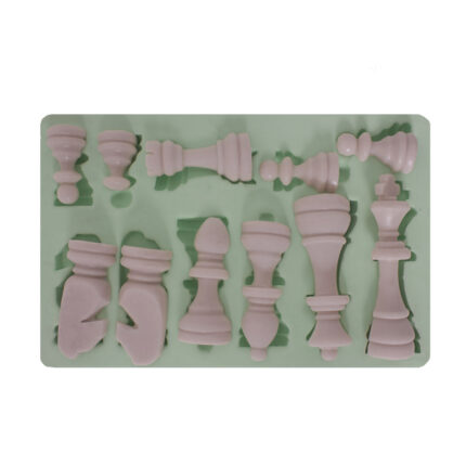 Santranç takımı silikon kalıbı: oyun temalı dekorasyon için satranç figürleri kalıbı.