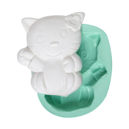 Sevimli Hello Kitty silikon kalıp ve Hello Kitty temalı alçı figür. Çocuk odası dekorasyonu için ideal.