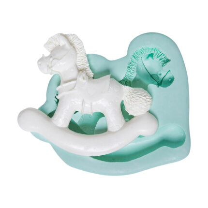 Sevimli sallanan at silikon kalıbı: Çocuk odası dekorasyonu, sabun, mum yapımı için ideal.