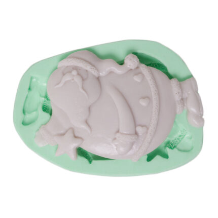 Kurdelya sola uçan Noel Baba silikon kalıp modeli, yılbaşı dekorasyonu için. Noel baba figürü silikon kalıp.