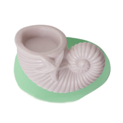 Spiral deniz kabuğu tealight mumluk silikon kalıbı ile yapılmış deniz temalı mumluk.