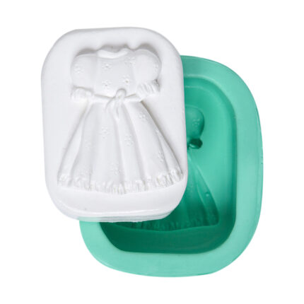 Tabanlı kız elbisesi silikon kalıp modeli. Bebek temalı dekorasyon ve sabun yapımı için ideal.