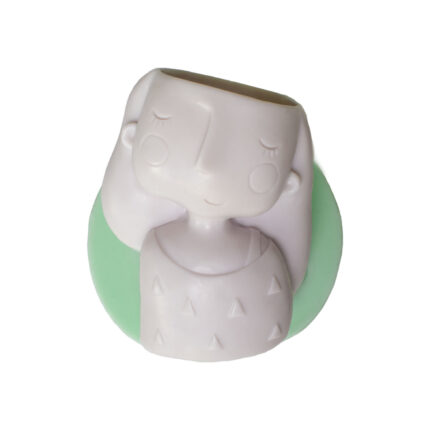 Tek omuz askılı elbiseli kız saksı silikon kalıbı. Elbiseli kız saksı figürü silikon kalıp modeli.