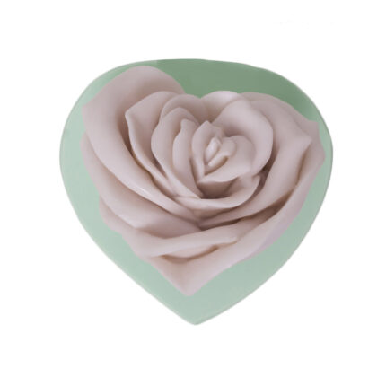Üç boyutlu kalp şeklinde gül silikon kalıp modeli, Sevgililer Günü süsü için ideal.