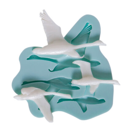 Uçan kuşlar silikon kalıbı: kuş temalı sabun, dekoratif obje, takı ve kişiye özel hediye yapımı için ideal.