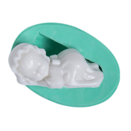 Uyuyan minik bebek silikon kalıbı. Bebek odası süsü veya sabun yapımı için ideal.