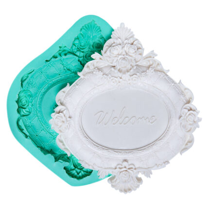 Welcome çerçeve silikon kalıbı ve kalıptan çıkarılmış "Welcome" yazılı dekoratif çerçeve.