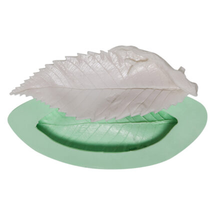 Yaprak tabak silikon kalıbı ve kalıptan çıkmış yaprak obje. Yaprak tabak silikon kalıbı ile dekoratif obje yapımı.