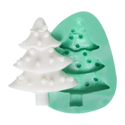 Yılbaşı çam ağacı süs kalıbı ve kalıptan çıkmış reçine noel ağacı biblo örneği